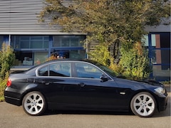 BMW 3-serie - 330i Aut 2e Eig Leder Sportint 18" Xenon Ecc
