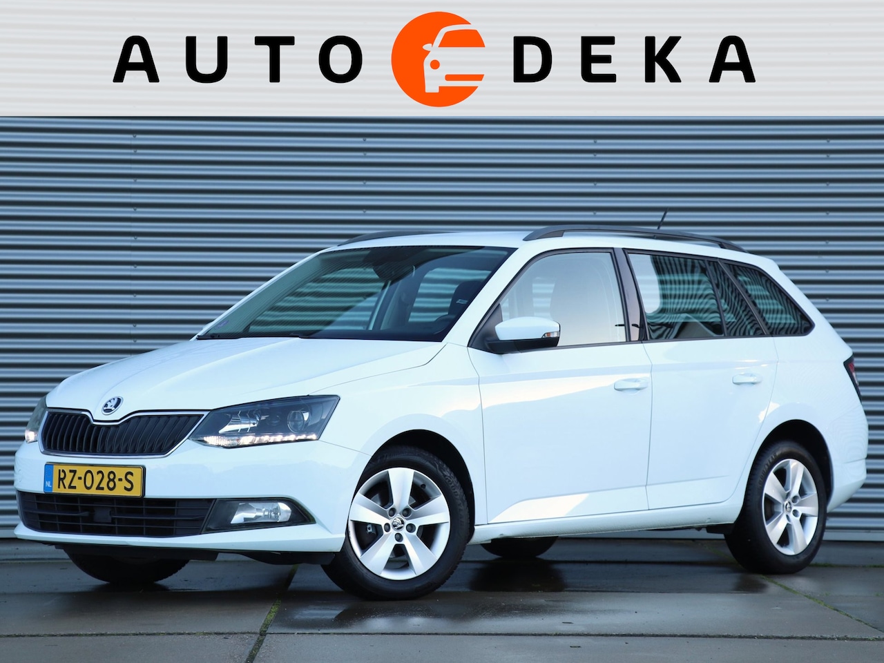 Skoda Fabia Combi - 1.0 TSI Ambition Business *Navigatie*Sportstoelen* - AutoWereld.nl