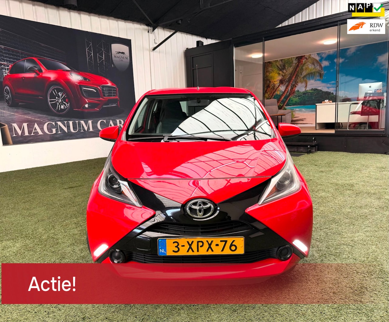 Toyota Aygo - 1.0 5Drs NAP KM'S CRUISECONTROL ELEK.RAMEN BLUETOOTH APK NIEUWE MODEL BTW AUTO - AutoWereld.nl