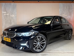 BMW 3-serie - 320i High Executive Sfeer Stoelverwarming Leder Airco Cruise Control
