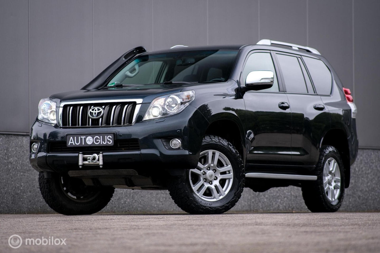 Toyota Land Cruiser - LandCruiser 3.0 D-4D-F LX | 5 persoons | Dealer onderhouden | Zeer mooi | Lier | Snorkel | - AutoWereld.nl
