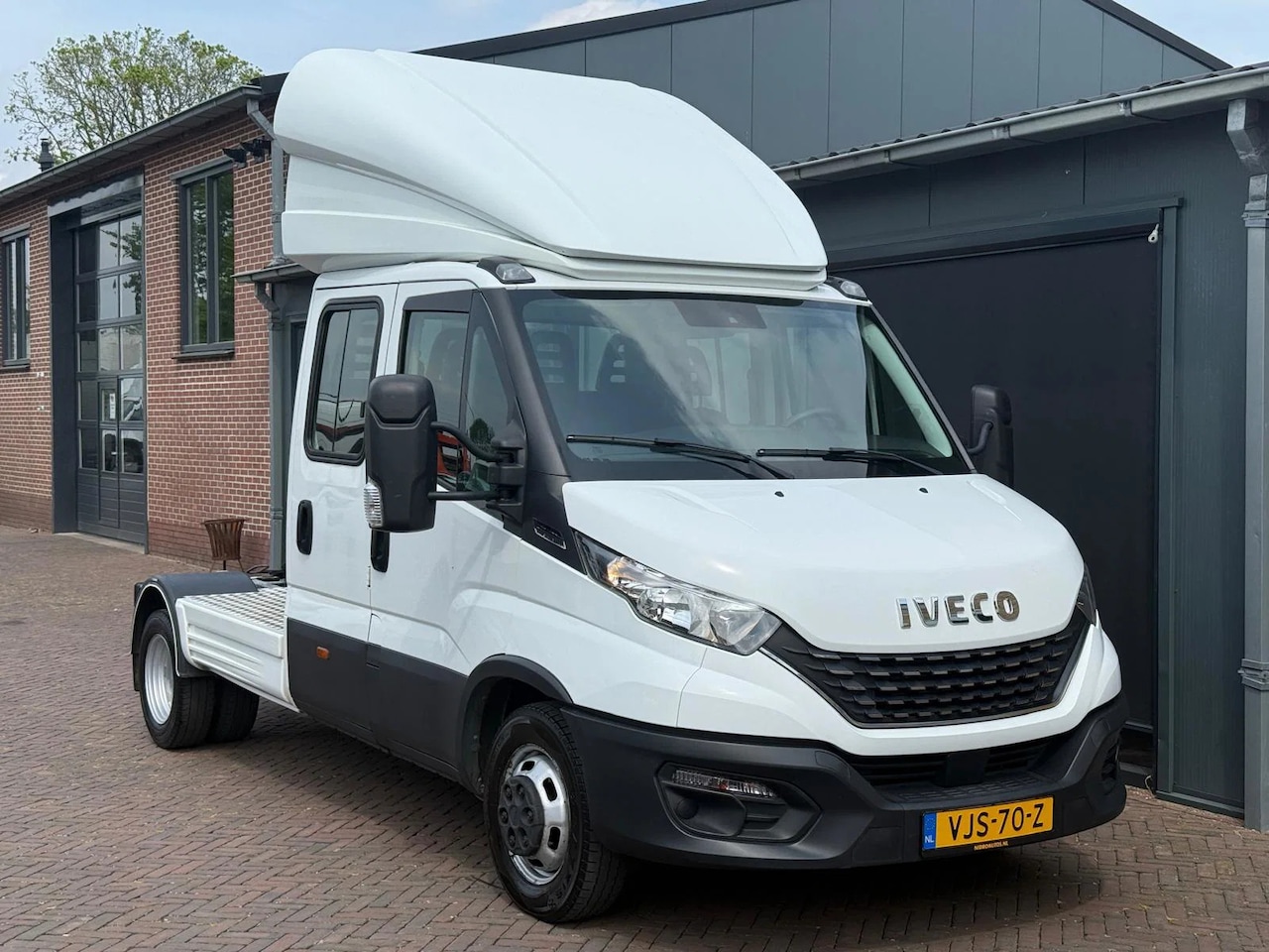 Iveco Daily - 40C16 Hi Matic Be trekker 8 Ton Dubbel Cabine CVO - AutoWereld.nl