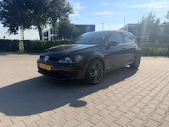 Volkswagen Golf - 1.2 TSI Trendline