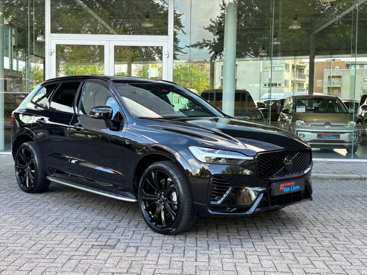 Volvo XC60 - 2.0 T6 Plug-In Hybrid 398pk Aut AWD Black Edition| Facelift| Panodak|Bowers&Wilk|Rijklaarp - AutoWereld.nl