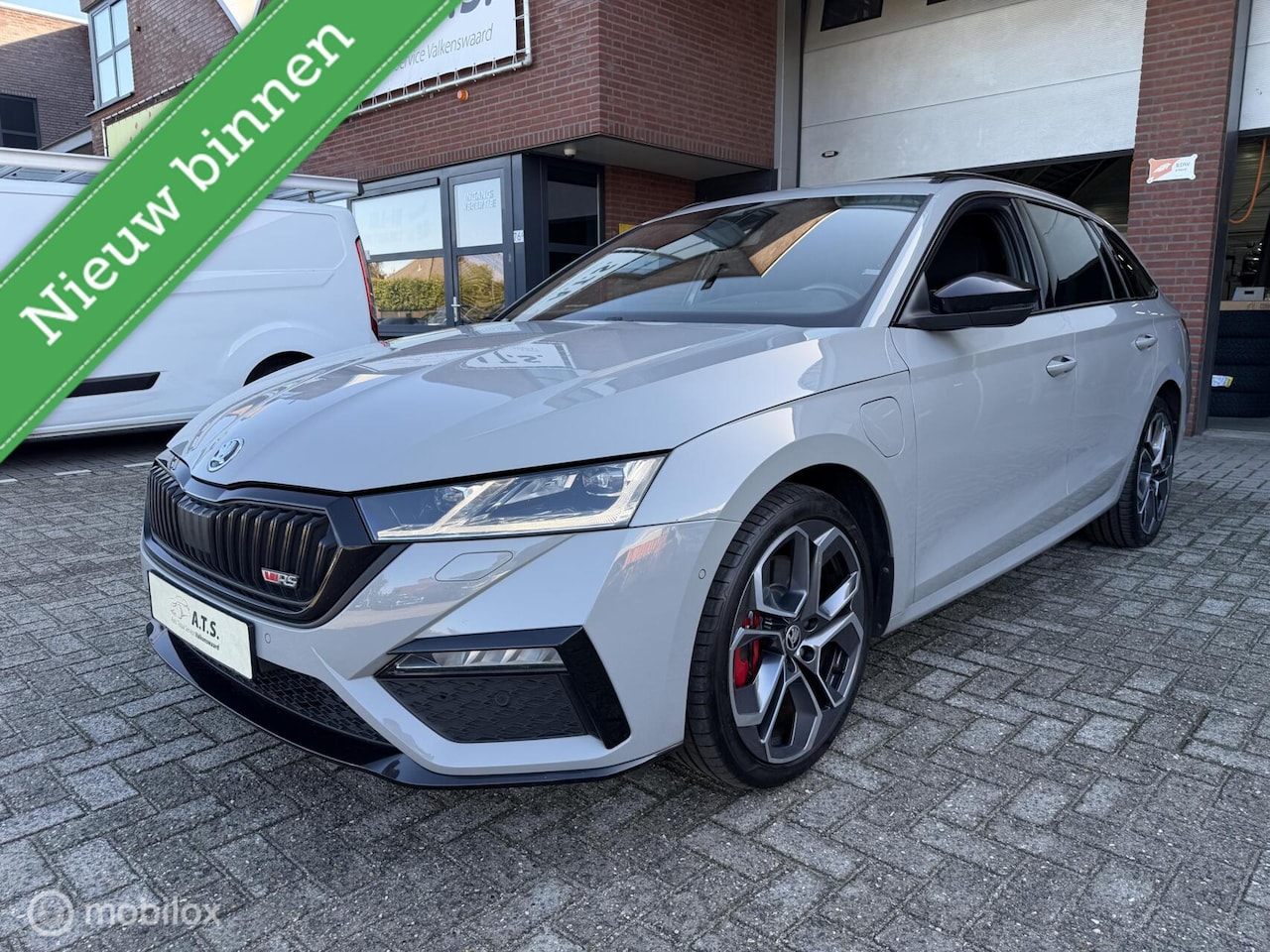 Skoda Octavia Combi - 1.4 TSI iV PHEV RS 245PK*ACC*PANO-DAK* - AutoWereld.nl