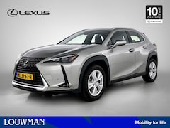 Lexus UX - 250h Business Line | Parkeersensoren | Achteruitrijcamera | Apple Carplay & Android Auto |