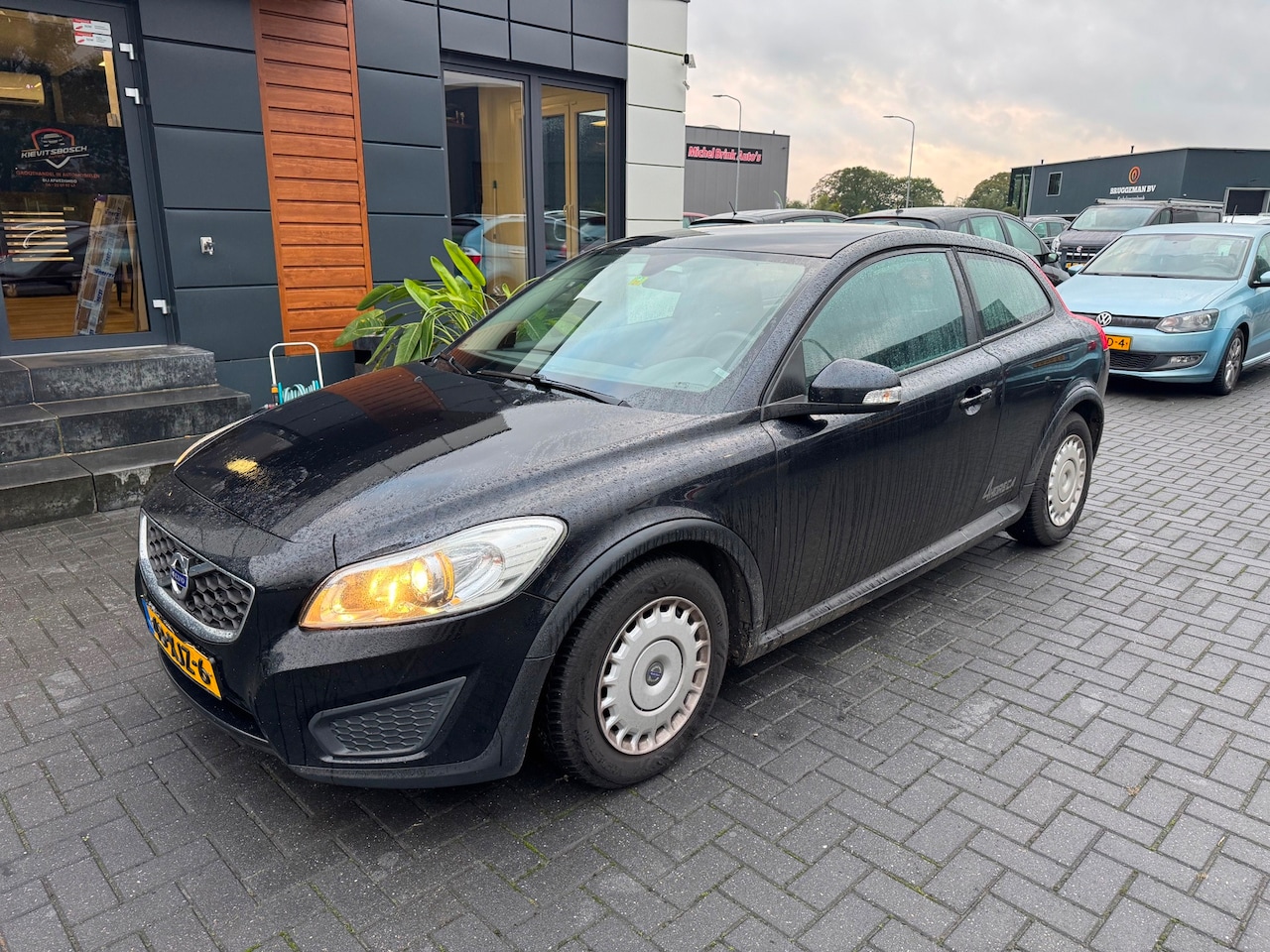 Volvo C30 - 1.6 D2 Advantage ECC 2012 apk 7-2027 - AutoWereld.nl