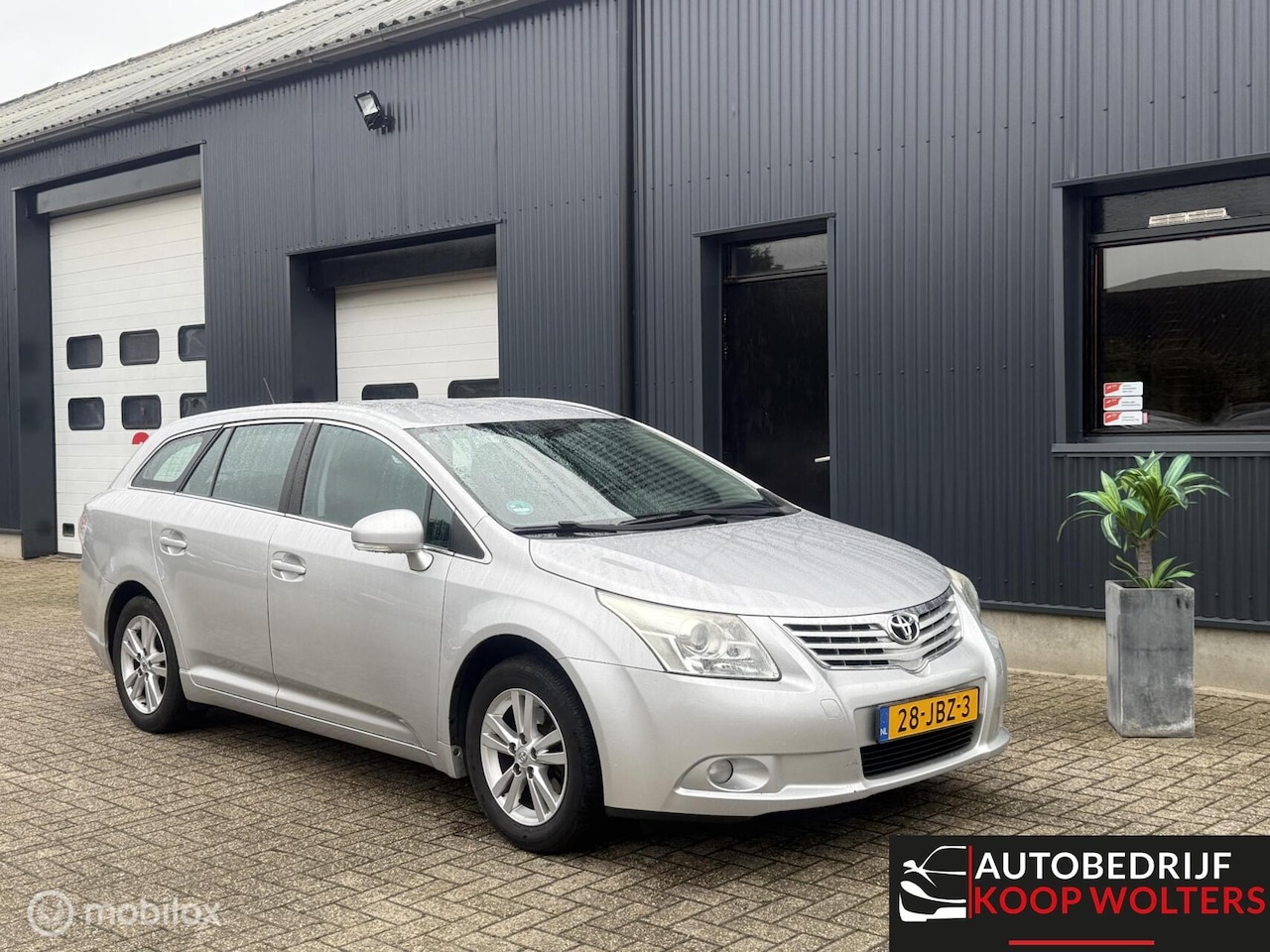 Toyota Avensis Wagon - 1.8 VVTi Dynamic 1.8 VVTi Dynamic - AutoWereld.nl