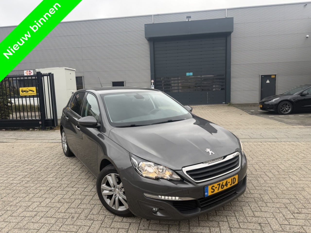 Peugeot 308 - 1.6 BlueHDi BL. Pr. Navigatie|Camera 6bak 2017 - AutoWereld.nl