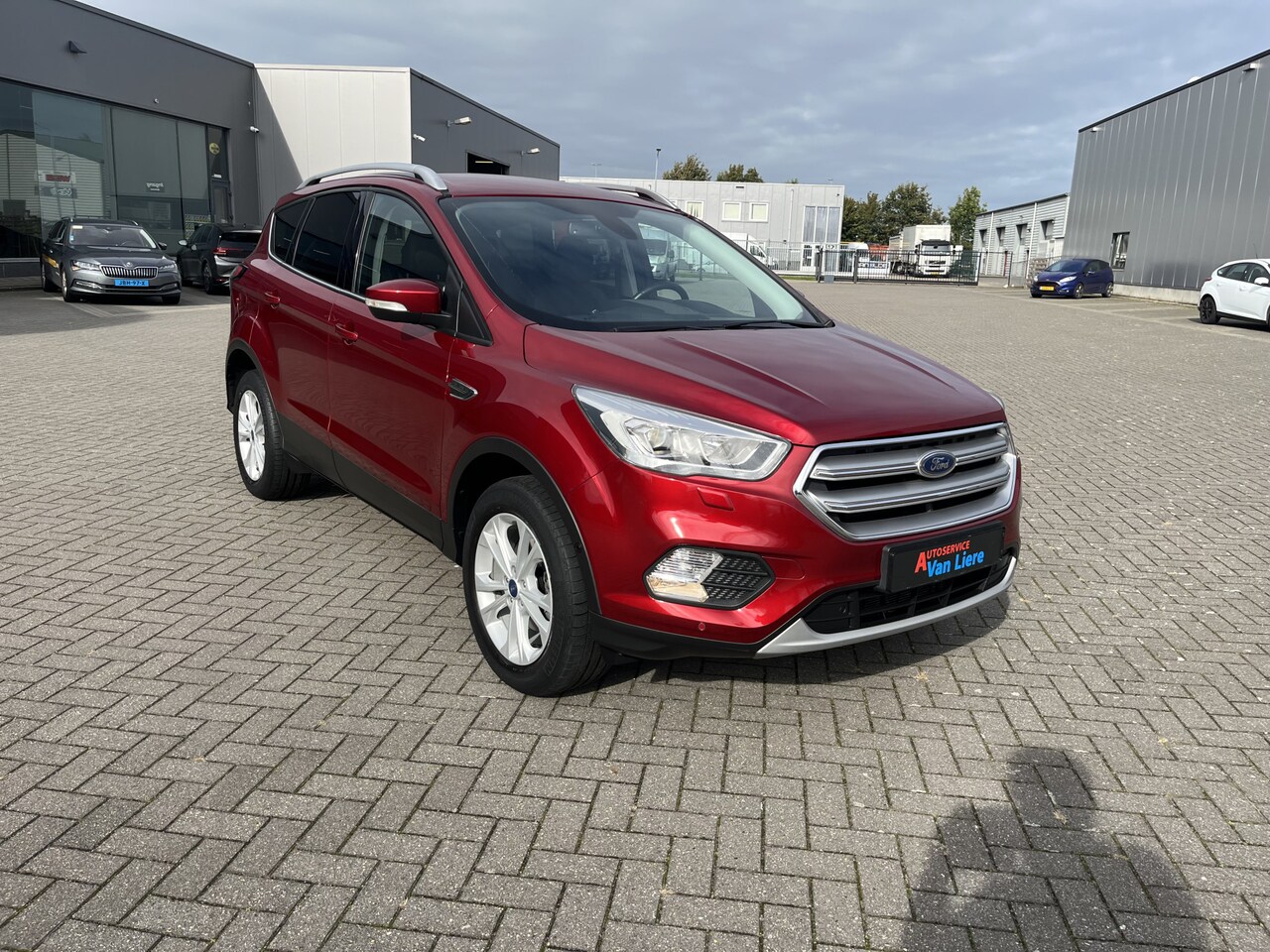 Ford Kuga - 1.5 EcoBoost Titanium 2000 kg trekgewicht - AutoWereld.nl