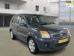 Ford Fusion - 1.6-16V Futura|AUT|UNIEK LAGE KM MET NAP|TOPSTAAT|AIRCO|TREKHAAK|PSENSOR|BOEKJES
