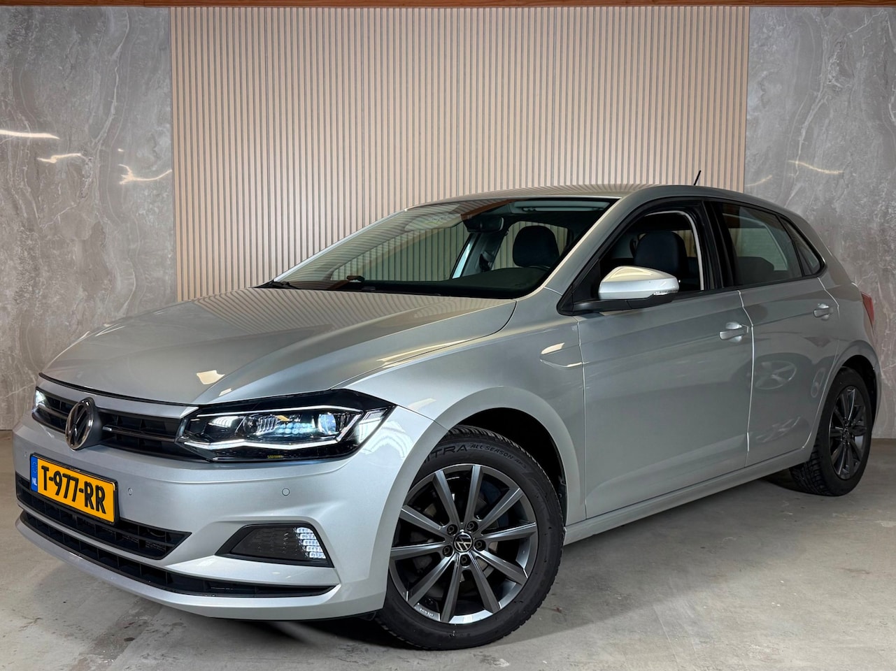 Volkswagen Polo - 1.0 TSI DSG Highline Business R Carplay Xenon Led Cruise Control - AutoWereld.nl
