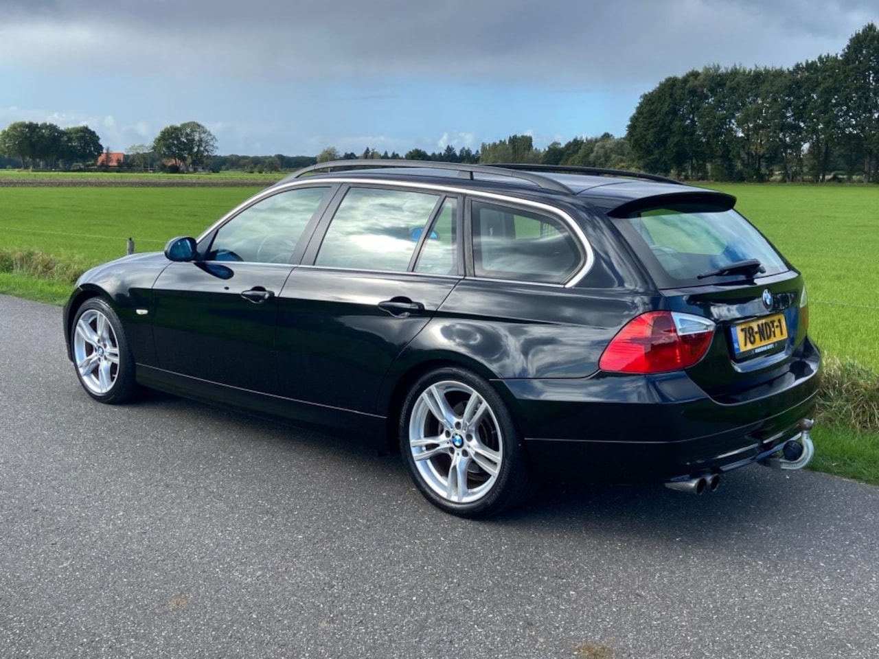 BMW 3-serie - Mooie 325 met veel extra's o.a. leren bekleding