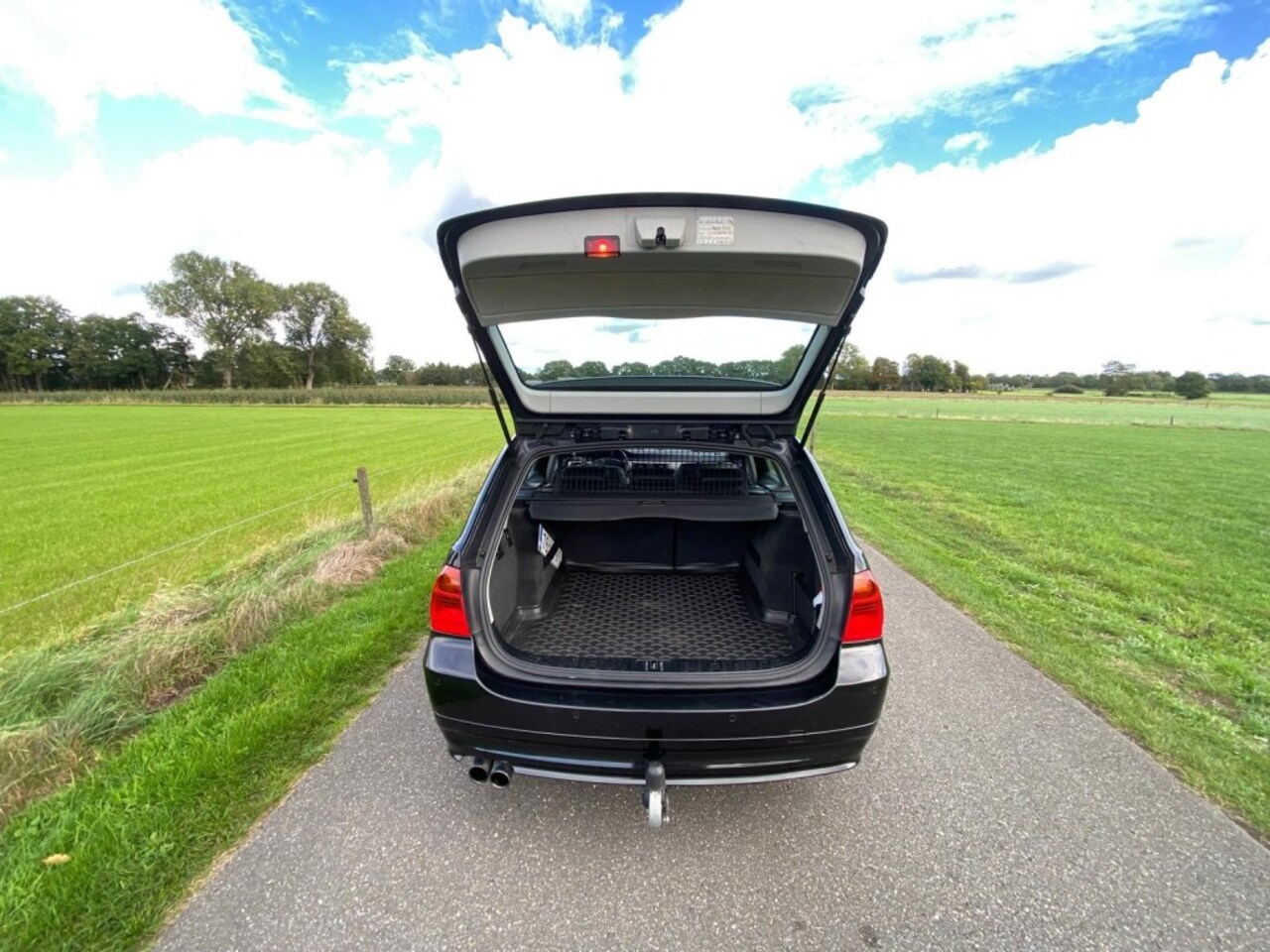 BMW 3-serie - Mooie 325 met veel extra's o.a. leren bekleding
