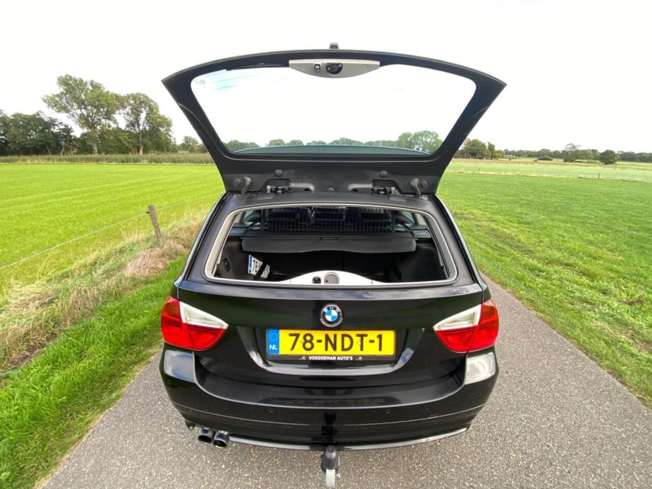 BMW 3-serie - Mooie 325 met veel extra's o.a. leren bekleding