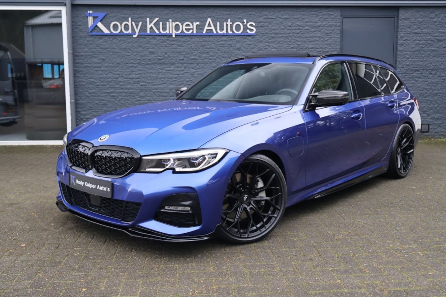 BMW 3-serie Touring - 330e Touring M Sport (292pk) Wheelforce/M340i Look/Laser/Panodak/Helix Geluidsysteem - AutoWereld.nl