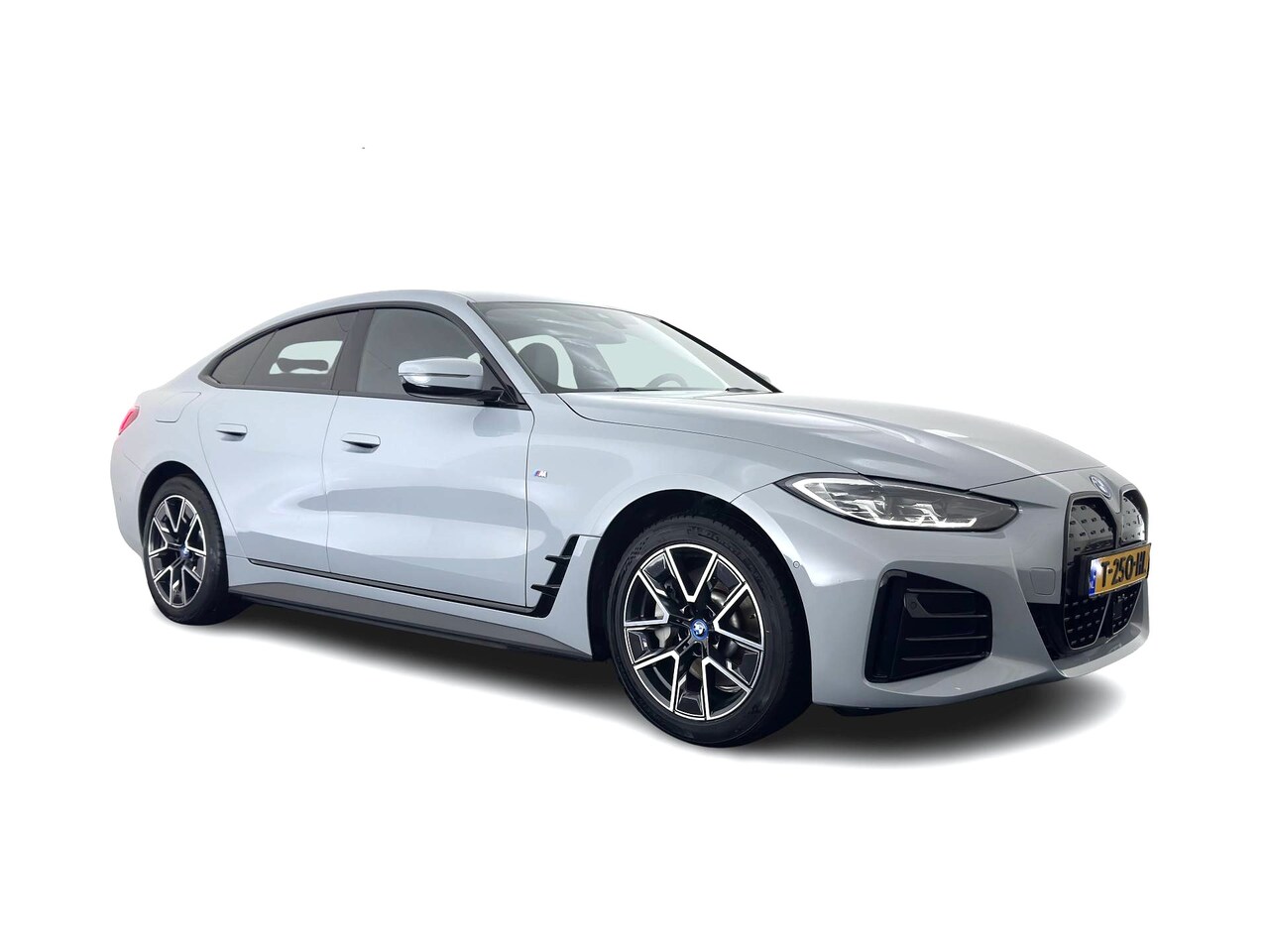 BMW i4 - eDrive35 70 kWh M-Sportpack [3-Fase-11kW] {SoH-99%} (INCL.BTW) *LEATHER-MICROFIBRE | FULL- - AutoWereld.nl
