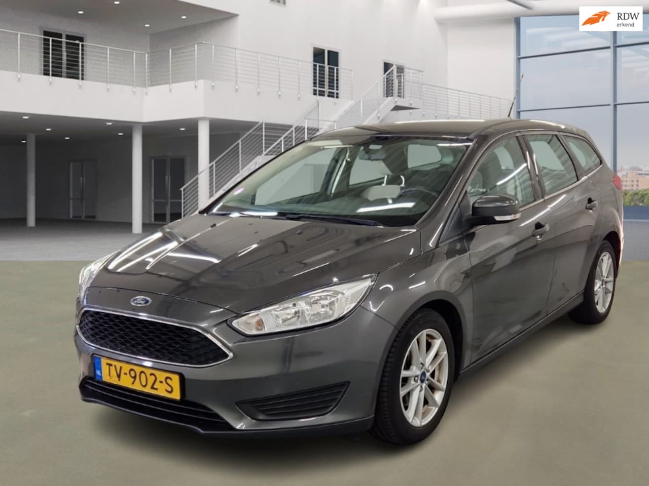 Ford Focus Wagon - 1.0 Titanium 1.0 Titanium - AutoWereld.nl