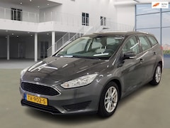 Ford Focus Wagon - 1.0 Titanium