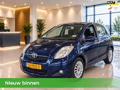 Toyota Yaris - 1.3 VVTi Aspiration 5DRS NAP KM'S AUTOMAAT NAVI SCHERM TREKHAAK AIRCO BLUETOOTH PARKEERSEN