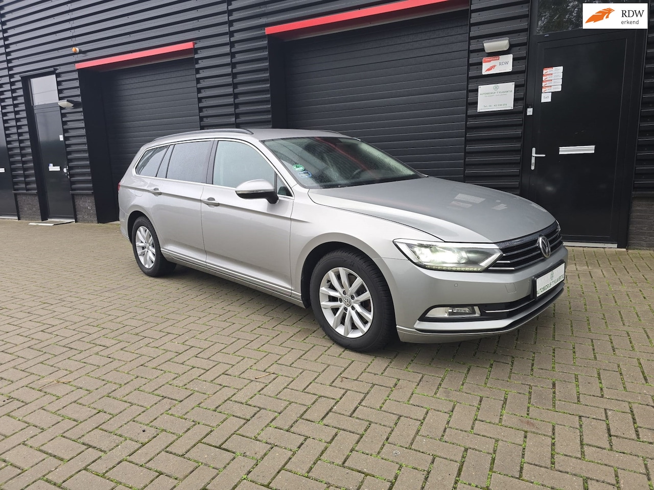 Volkswagen Passat Variant - 2.0 TDI Highline Business | AUTOMAAT | NAVI | LED | START-STOP | ELEC. PAKKET - AutoWereld.nl