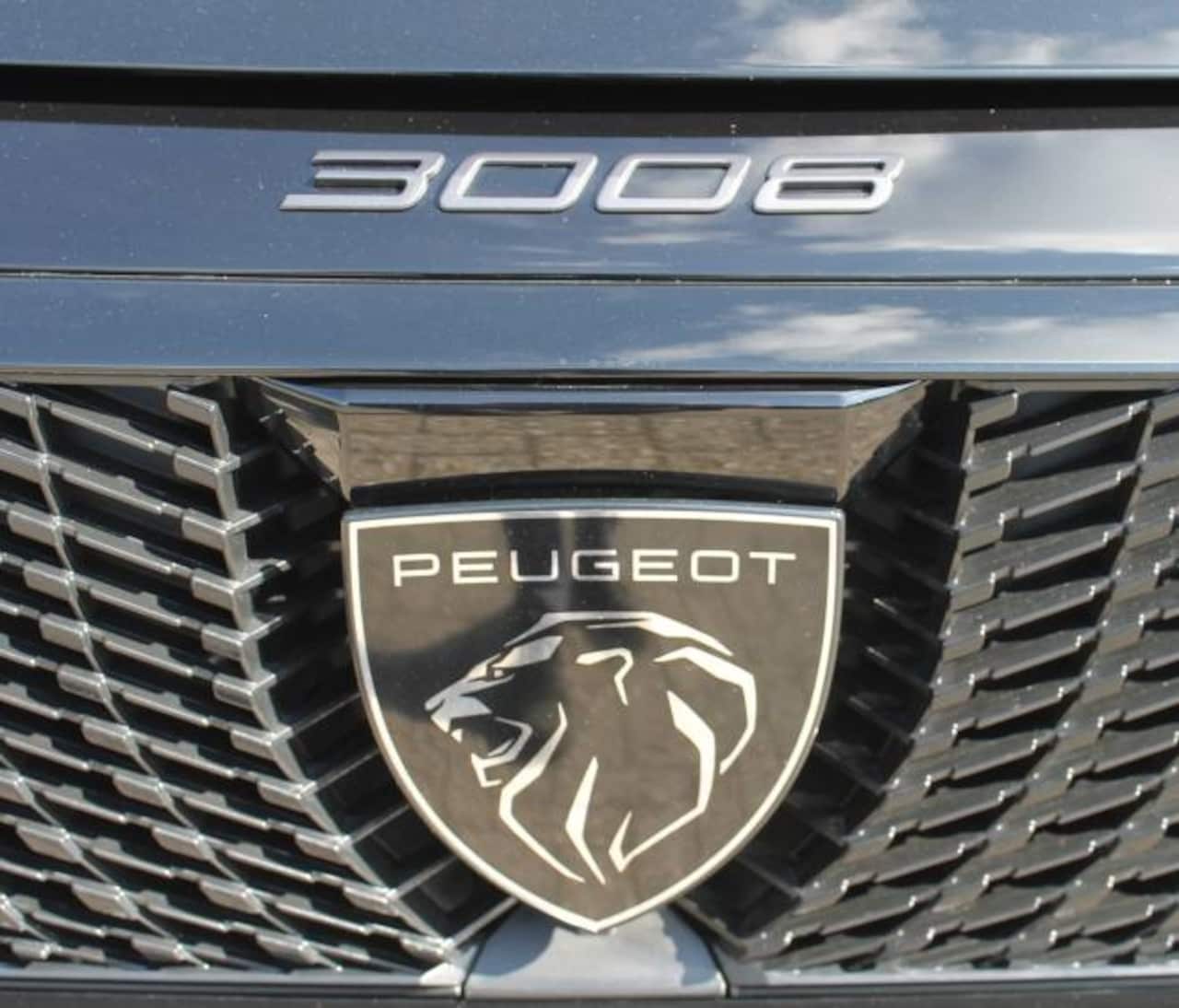 Peugeot 3008 - 1.2 HYBRID 145pk e-DCS6 GT Afn. trekhaak