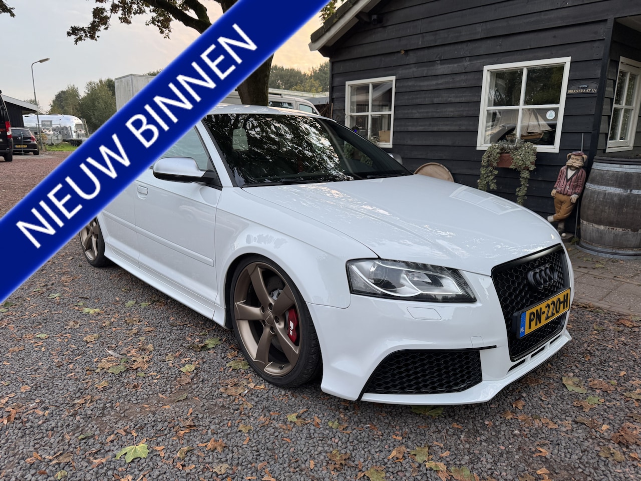 Audi RS3 - Sportback 2.5 T Quattro Exclusive - AutoWereld.nl