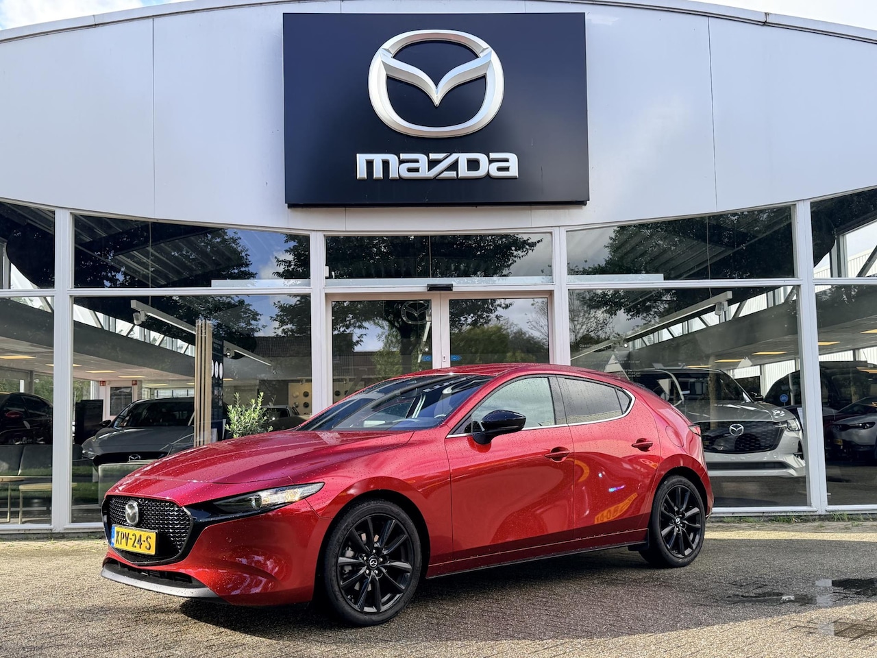 Mazda 3 - 5HB 2.5L e-SKYACTIV G 140pk 6MT Homura - AutoWereld.nl