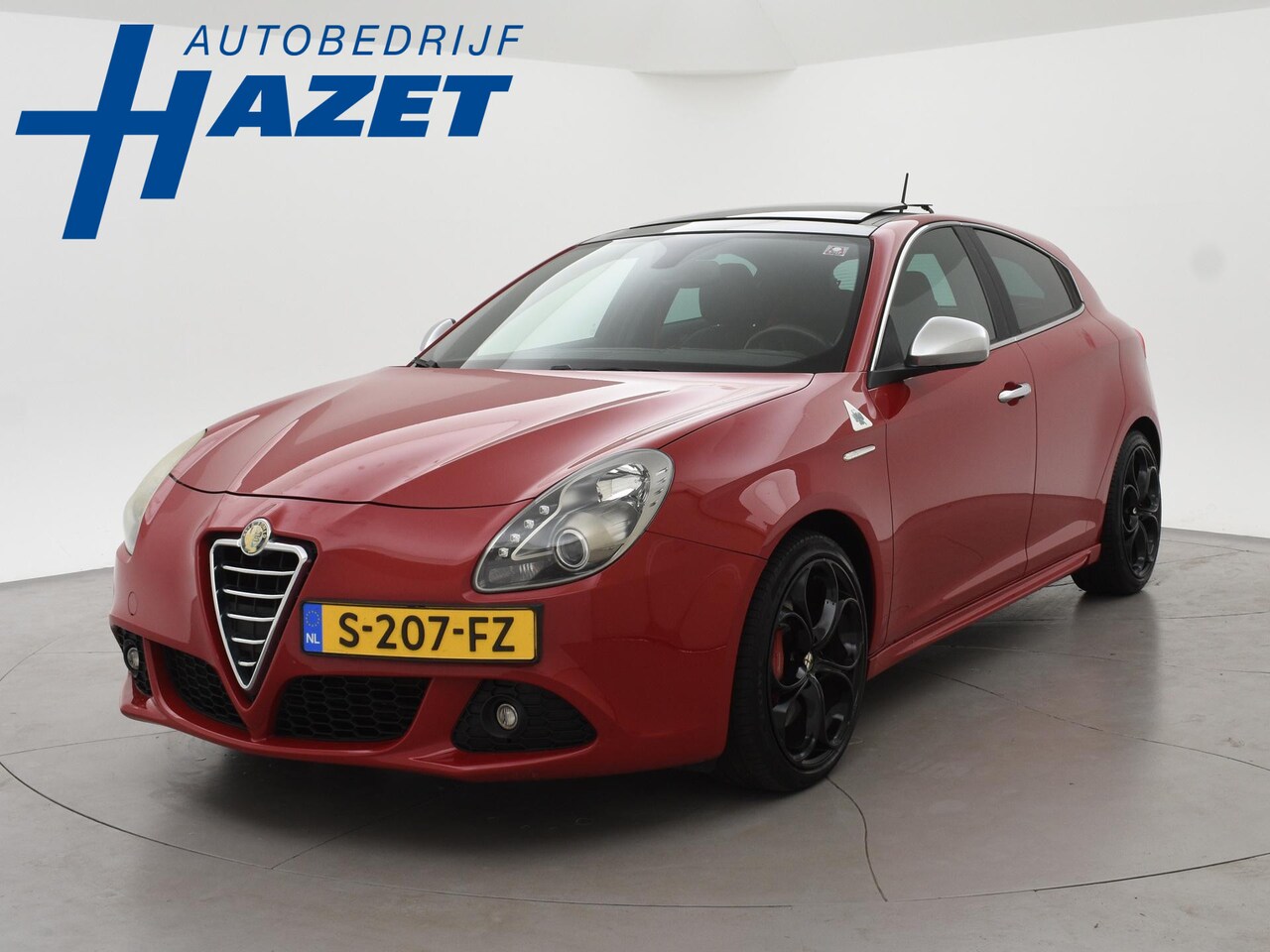 Alfa Romeo Giulietta - 1.7 TBi QUADRIFOGLIO VERDE 235 PK + PANORAMADAK | CRUISE CONTROL - AutoWereld.nl
