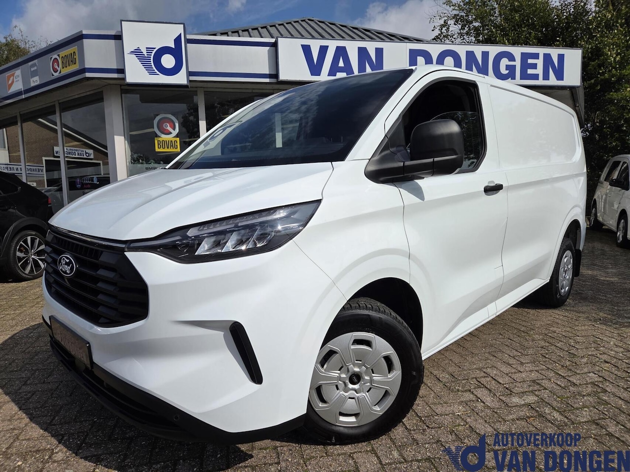 Ford Transit Custom - 280 2.0 TDCI L1H1 Trend Automaat | 6.100 KM / Achterklep | BPM VRIJ (Ondernemers) - AutoWereld.nl
