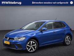Volkswagen Polo - 1.0 TSI Life / Navigatie / App connect / Parkeersensoren V+A / Lichtmetaal 16 inch /