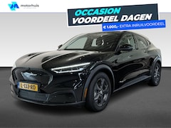 Ford Mustang Mach-E - RWD 75 kWh | Achteruitrijcamera | Armsteun achter | Audio installatie