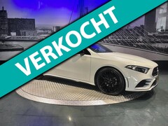 Mercedes-Benz A-klasse - 180 Business Solution AMG *NL Auto*Led*Pano*Camera