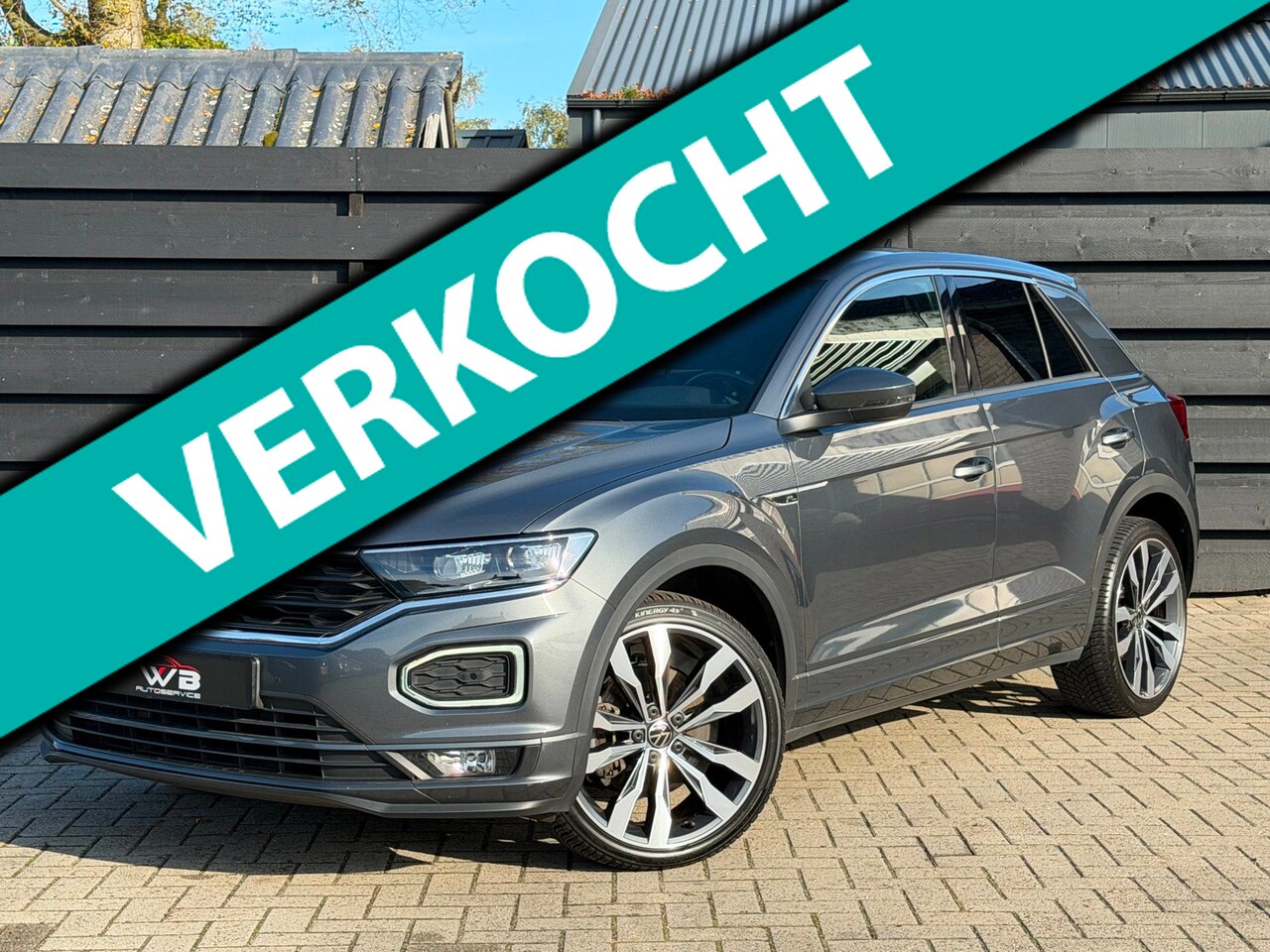 Volkswagen T-Roc - 1.5 TSI R Line I Alcant I Blind Spot I Camera - AutoWereld.nl