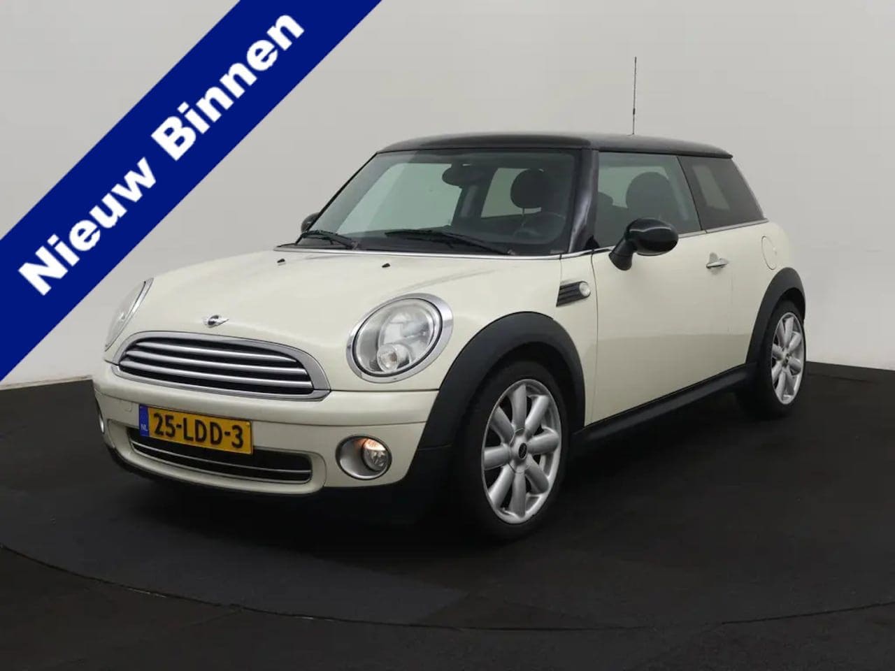 MINI 3-Deurs - 1.6 Cooper Business Line - AutoWereld.nl