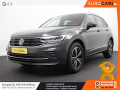 Volkswagen Tiguan - 1.5 TSI DSG Active Navigatie Climate Control Adaptive Cruise Camera Control Led Dab Stoelv