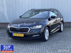 Skoda Octavia Combi - 1.0 TSI Business Edition | Trekhaak uitklapbaar | Apple CarPlay | Climate & Cruise control