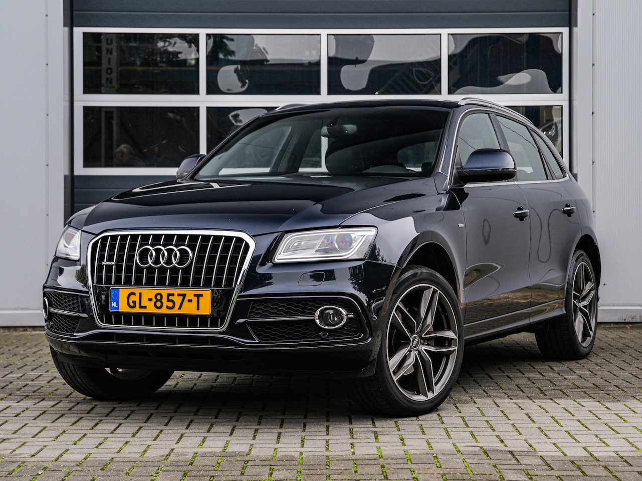 Audi Q5 - 2.0 TFSI quattro S Edition | Half leder | Xenon | Navi | Stoelverwarming | PDC v+a | Clima - AutoWereld.nl