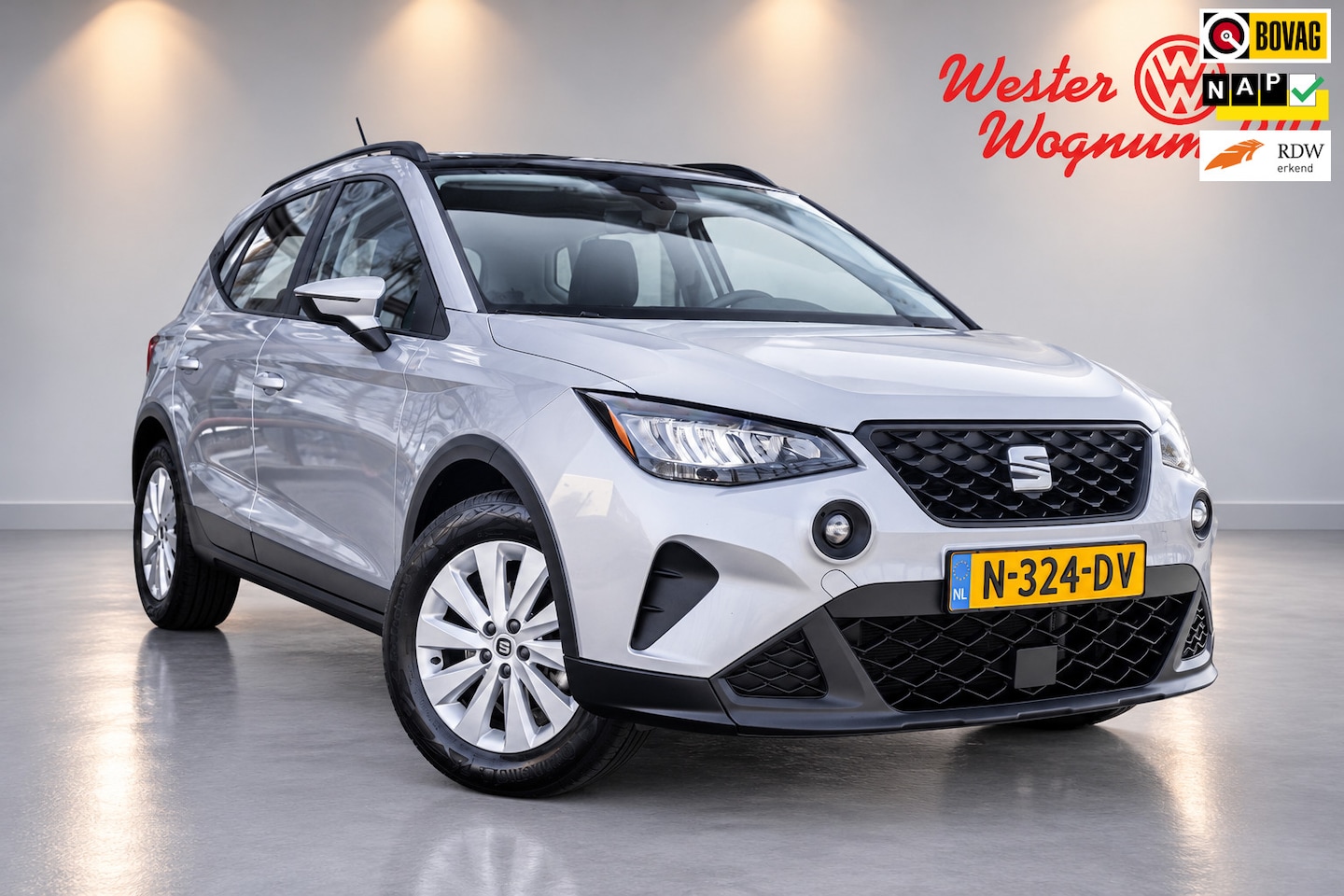 SEAT Arona - 1.0 TSI Style | Camera | App-connect | Parkeerhulp | Cruise control | LED | DAB+ | - AutoWereld.nl