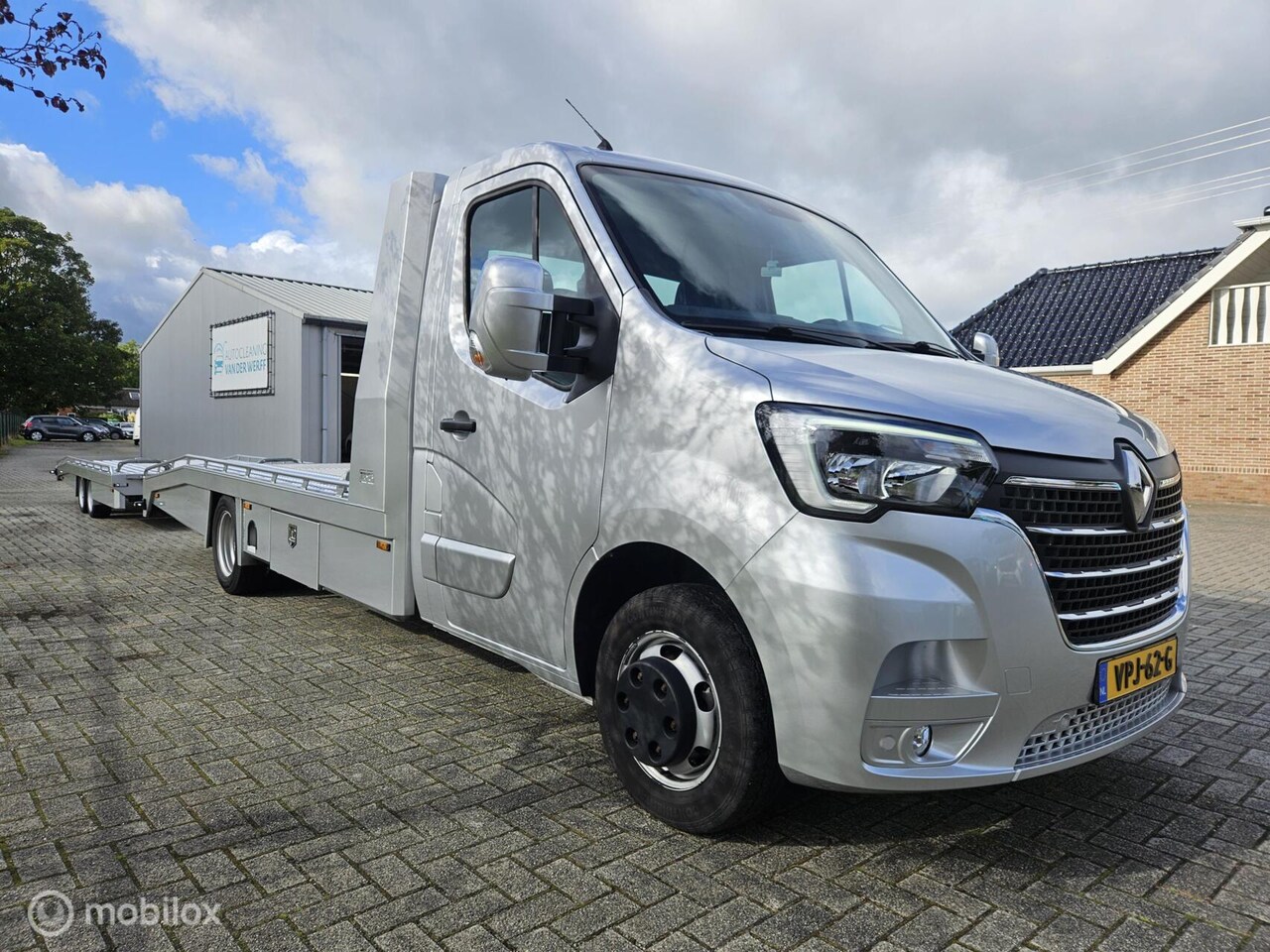 Renault Master - Tijhof Oprijwagen T35 2.3 dCi 165 zeer netjes - AutoWereld.nl