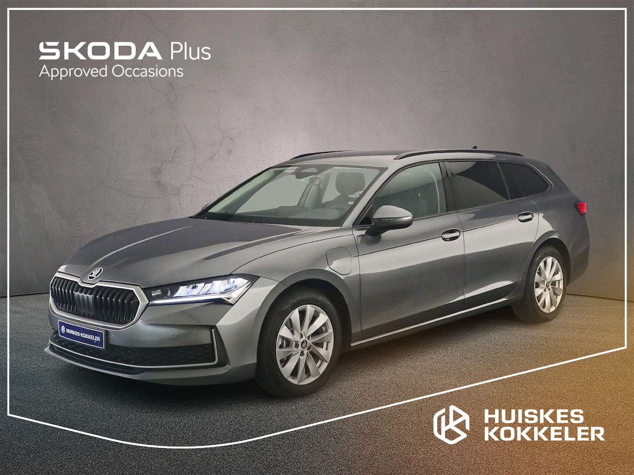 Skoda Superb Combi - Edition 1.5 TSI PHEV 204pk DSG Automaat Trekhaak, Navigatie, Adaptive cruise control, Acht - AutoWereld.nl