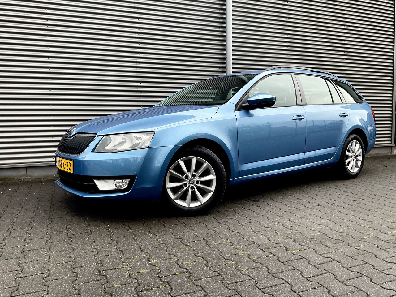 Skoda Octavia Combi - 1.4 TSI Greentech Ambition 1.4 TSI 140pk Greentech Ambition - AutoWereld.nl