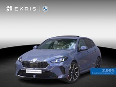 BMW 1-serie - 120 | M Sportpakket Pro | 19 inch LM M Y-spaak | Glazen panoramadak | Extra getint glas |
