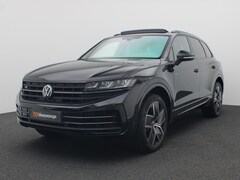 Volkswagen Touareg - 3.0 TSi eHybrid 4MOTION R 462PK Aut. Panoramadak, Trekhaak, 360gr. Camera, 21" LM Velgen,