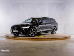 Volvo V60 - 2.0 T8 Plug-in hybrid AWD Plus Dark | Zwenkbare trekhaak | Adaptieve cruise | Memory | Bli
