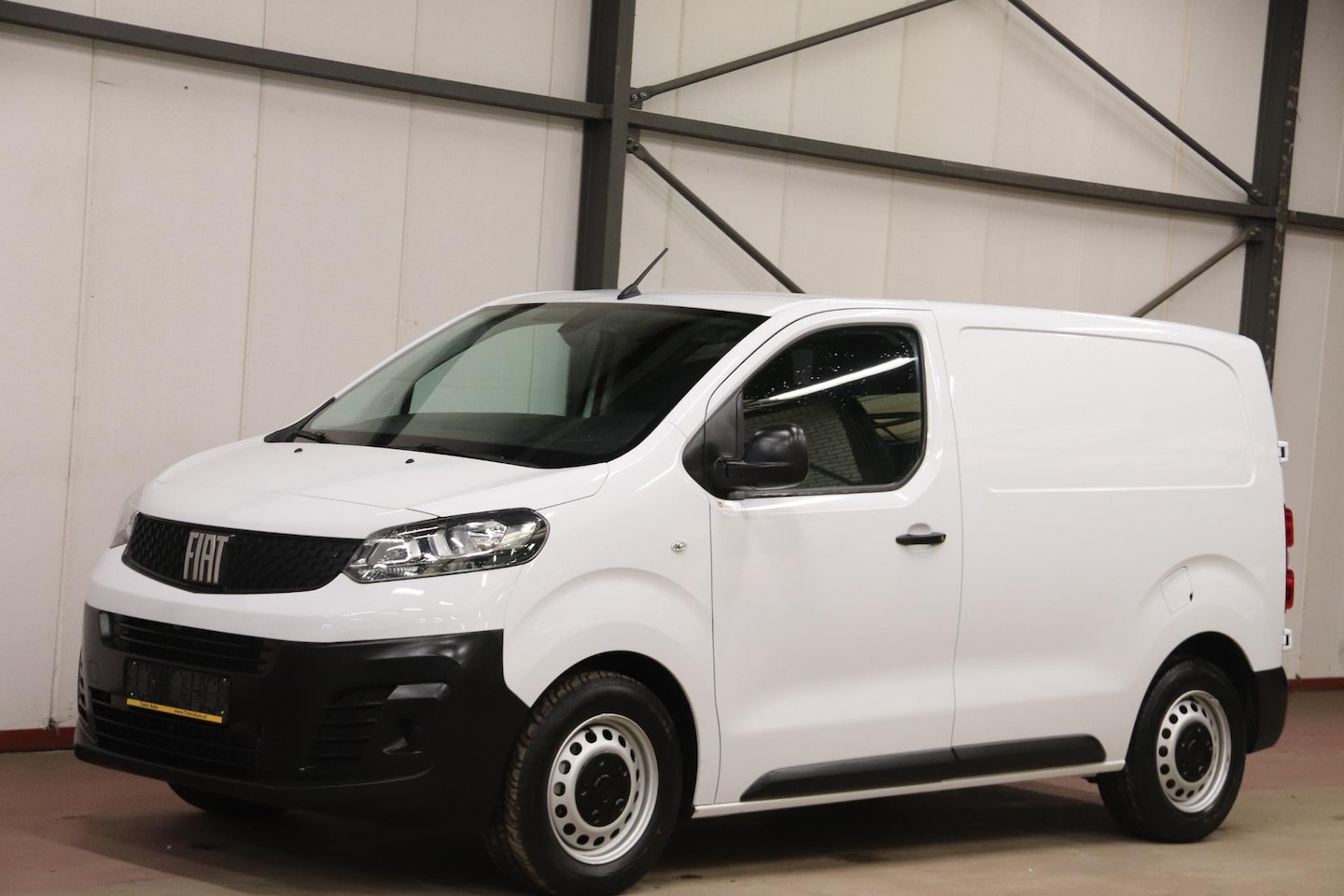 Fiat Scudo - 1.5 MULTIJET 120PK NAVIGATIE AIRCO Fiat Scudo 1.5 MULTIJET 120PK NAVIGATIE - AutoWereld.nl