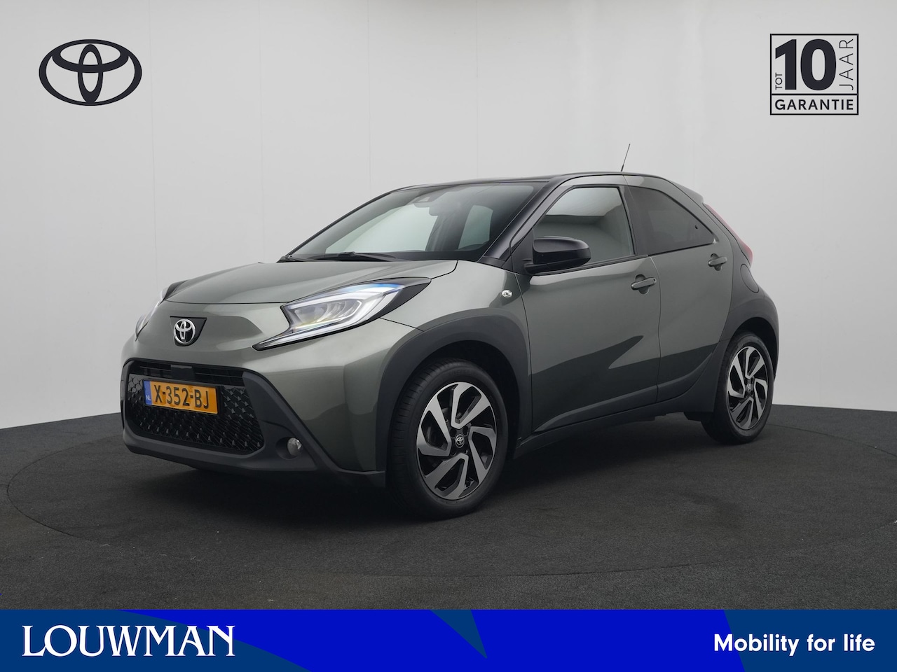 Toyota Aygo X - 1.0 VVT-i S-CVT Pulse | Apple Carplay-Android Auto | Parkeercamera | - AutoWereld.nl