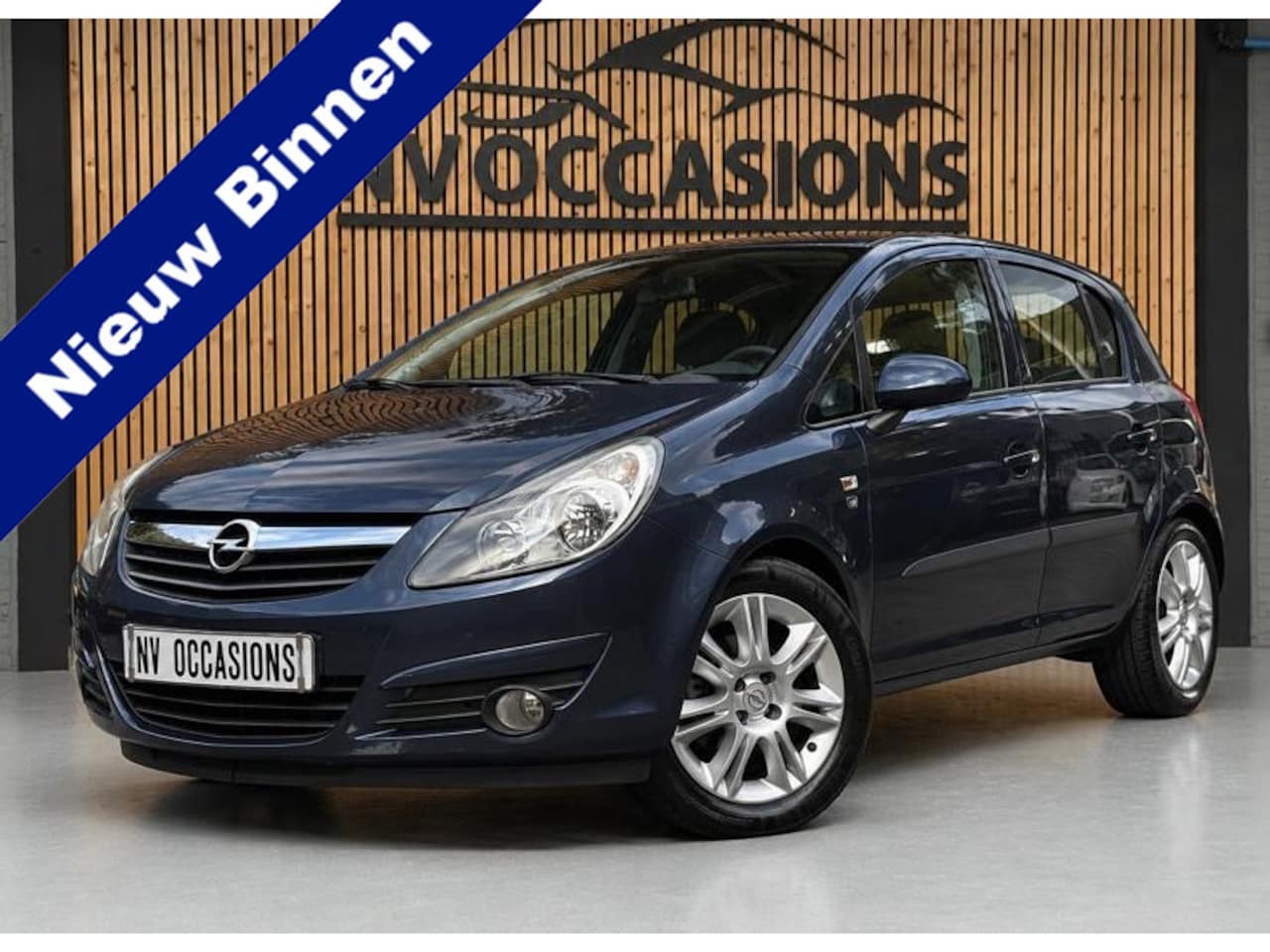 Opel Corsa - 1.4-16V '111' Edition AIRCO/CRUISE/40DKM/UNIEK/NAP/1E EIGENAAR!! - AutoWereld.nl