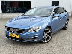 Volvo V60 - 1.6 T3 Momentum EX BPM EXPORT NAV CRUISE TREKHAAK