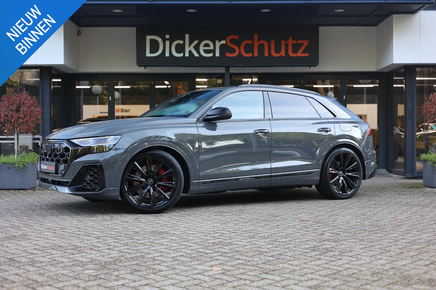 Audi Q8 - 60 TFSIe Competition Vierwielb. | Ventilatie | Pano | Trekhaak - AutoWereld.nl